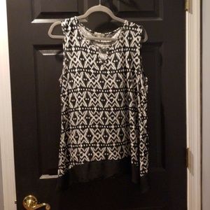 White & Black Print Ava James Tank